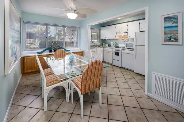 1530 SE Miracle Strip Parkway  #208B, Fort Walton Beach, FL 32548