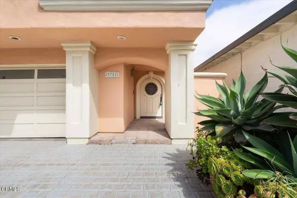 3752 Ocean DR, Oxnard, CA 93035