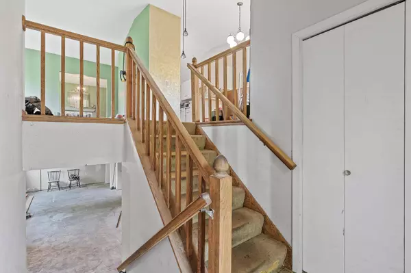 7116 W 113th ST #0, Bloomington, MN 55438