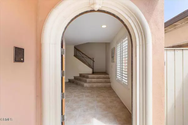 3752 Ocean DR, Oxnard, CA 93035