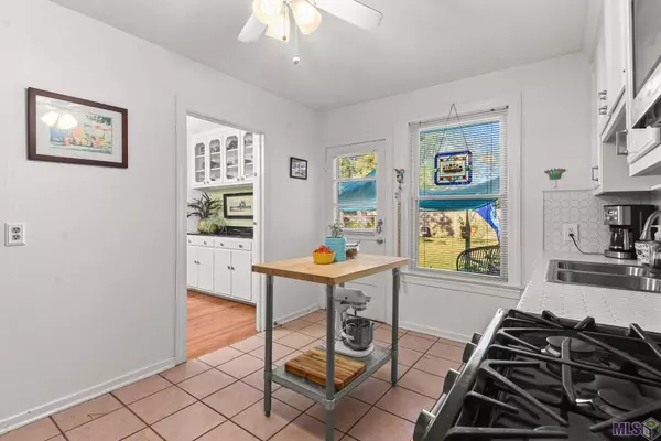 725 PIERCE AVE, Baton Rouge, LA 70806