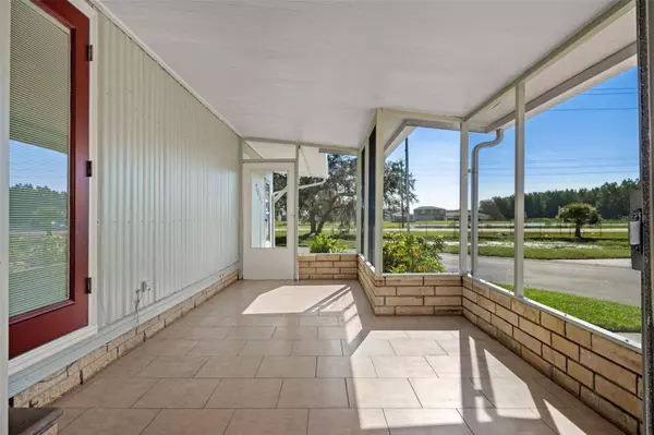 3035 PINEY BARK DR, Wesley Chapel, FL 33543