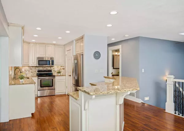 15278 75th AVE N, Maple Grove, MN 55311