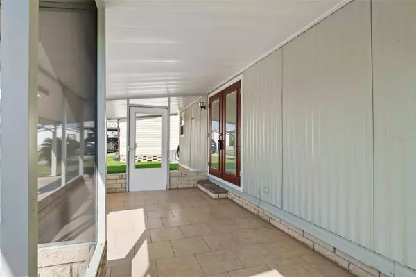 3035 PINEY BARK DR, Wesley Chapel, FL 33543