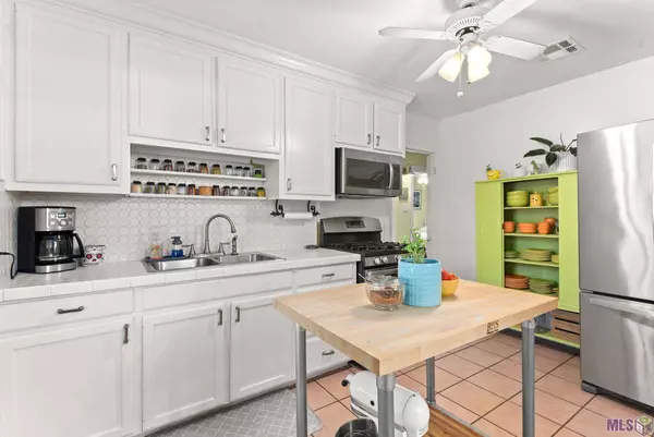 725 PIERCE AVE, Baton Rouge, LA 70806