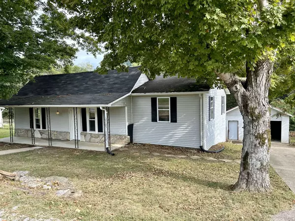 729 Lancaster Hwy, Lancaster, TN 38569