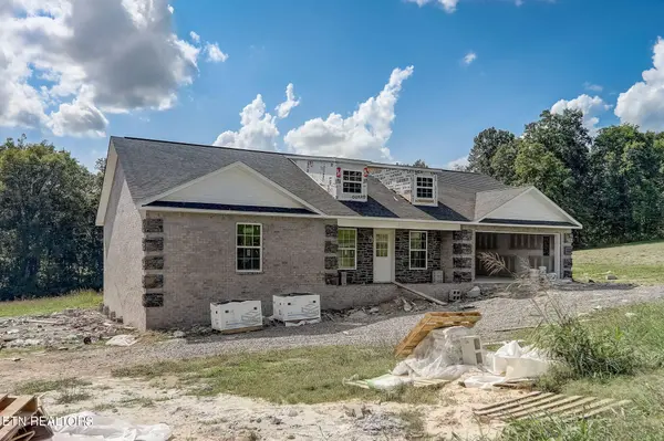 228 Buttercup Fields Rd, Newport, TN 37821