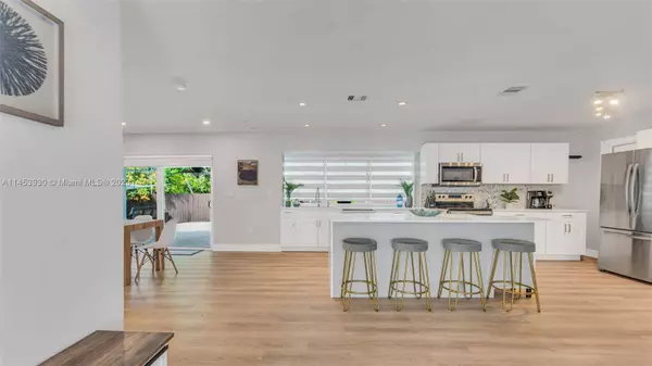 5226 SW 102nd Pl, Miami, FL 33165