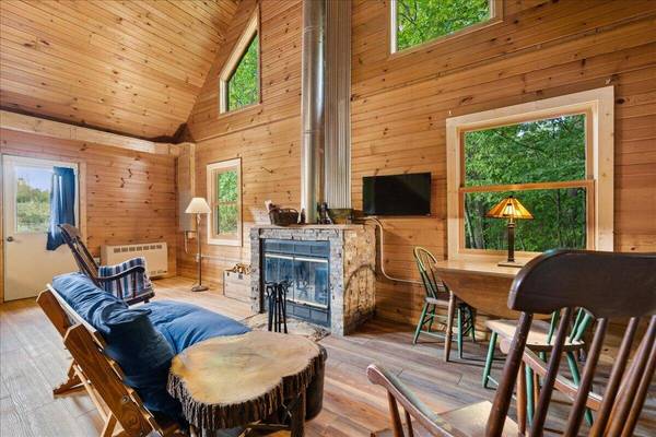 S4246 N. Elk Run Rd, Webster, WI 54664