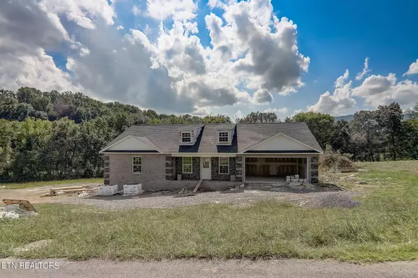 228 Buttercup Fields Rd, Newport, TN 37821
