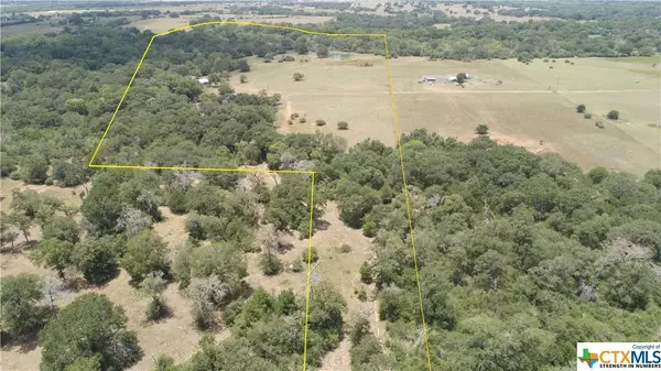 714 County Road 211a, Hallettsville, TX 77964