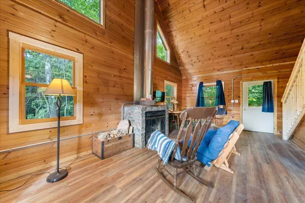 S4246 N. Elk Run Rd, Webster, WI 54664