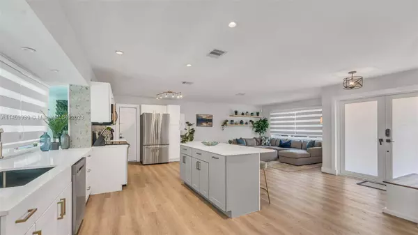 5226 SW 102nd Pl, Miami, FL 33165