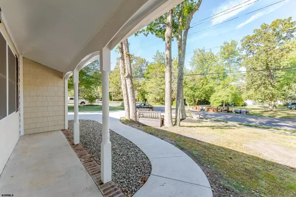 7016 Ridge Ave, Egg Harbor Township, NJ 08234