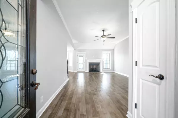 3856 Maliki Dr, Clarksville, TN 37042