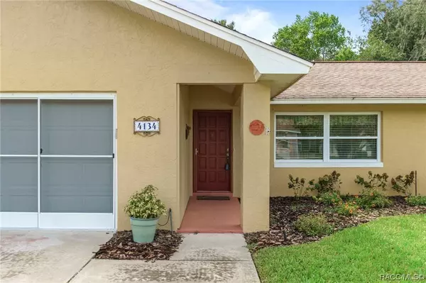 4134 S Winding Oaks DR, Homosassa, FL 34446