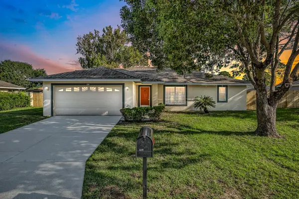 130 BERGEN CIR, Auburndale, FL 33823