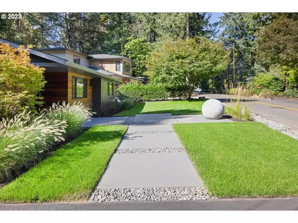 3460 LAKE GROVE AVE, Lake Oswego, OR 97035