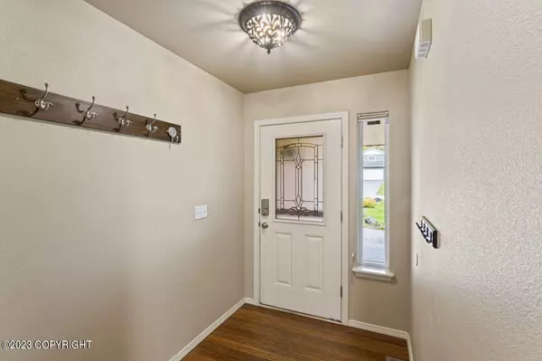 3658 S Granite LN, Wasilla, AK 99654