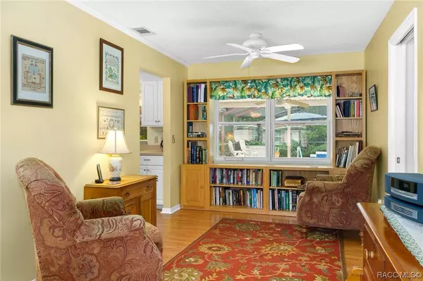 4134 S Winding Oaks DR, Homosassa, FL 34446