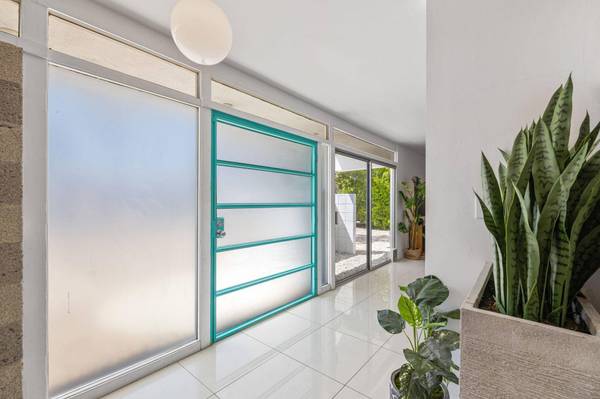 3666 E Camino Rojos, Palm Springs, CA 92262