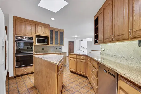 4110 Spalding HOLW, Peachtree Corners, GA 30092