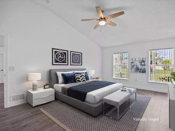 582 KOALA DR, Poinciana, FL 34759