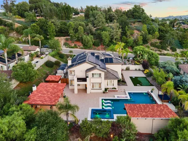 654 Arcadia Bluff CT, San Marcos, CA 92069