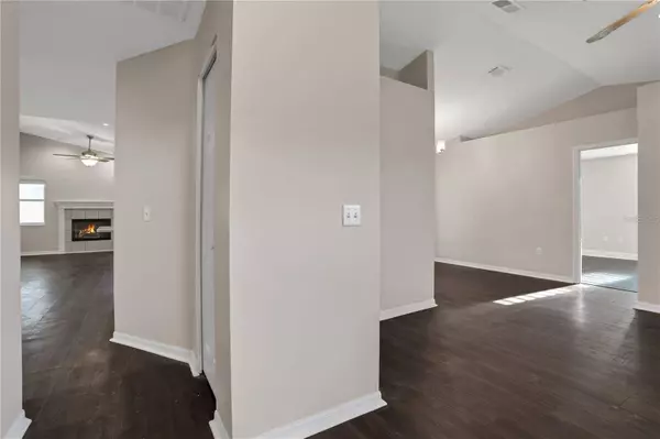 130 BERGEN CIR, Auburndale, FL 33823