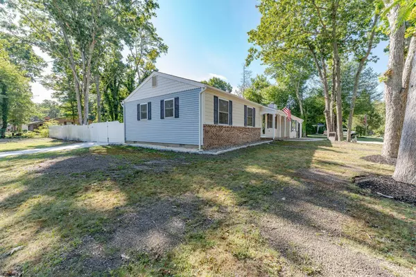 7016 Ridge Ave, Egg Harbor Township, NJ 08234