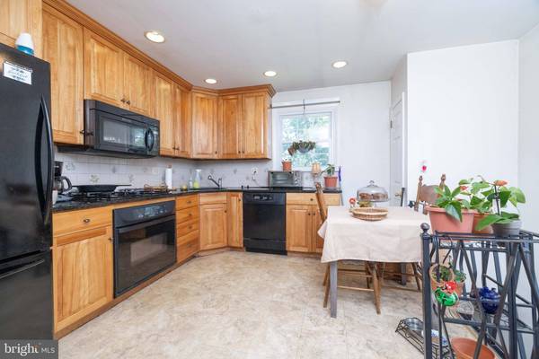 2124 LORI DR, Wilmington, DE 19808