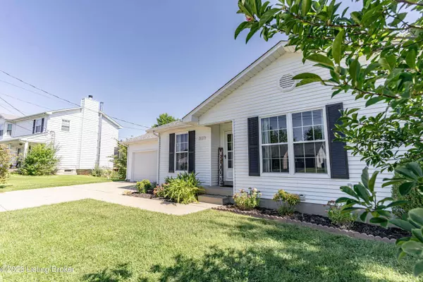 2027 Oak Meadow Dr, Elizabethtown, KY 42701