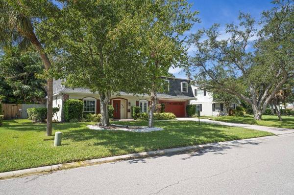 4916 W BAY WAY DR, Tampa, FL 33629