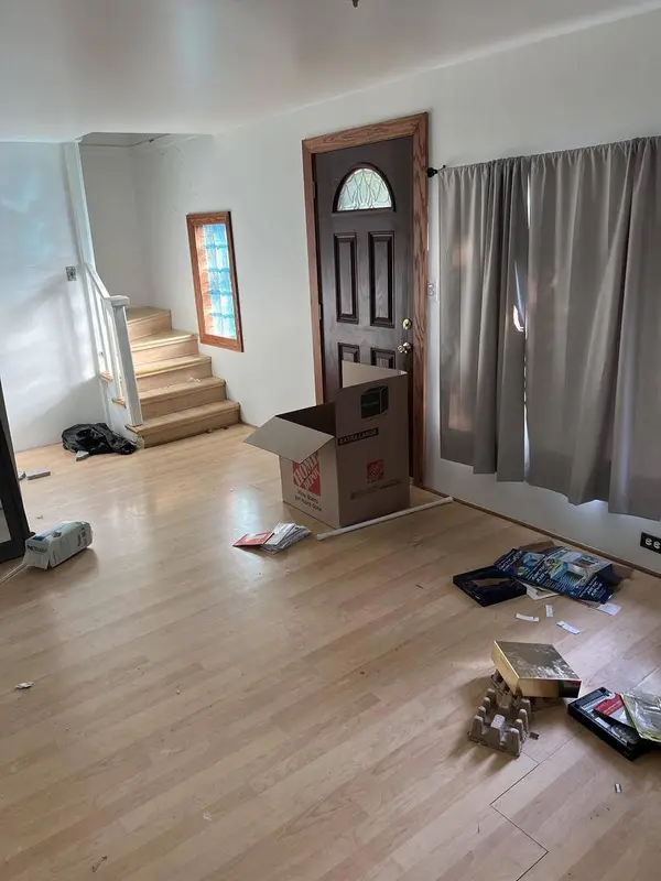 4N380 Maple Avenue, Addison, IL 60101