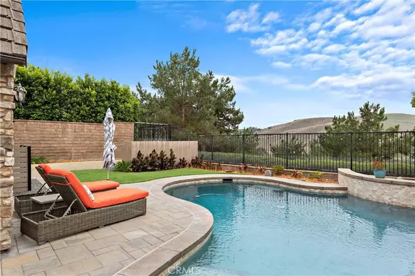 25 Christopher ST, Ladera Ranch, CA 92694