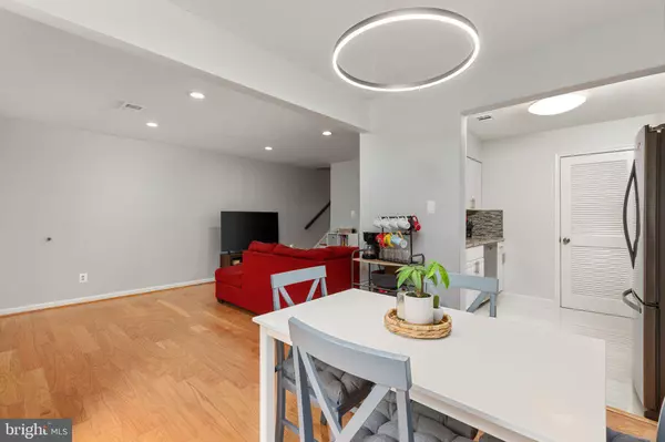 7916 SAN LEANDRO PL #C, Alexandria, VA 22309