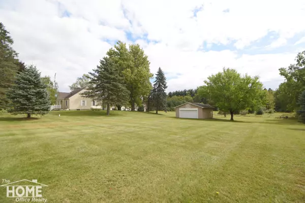 8672 E Cole Road, Durand, MI 48429