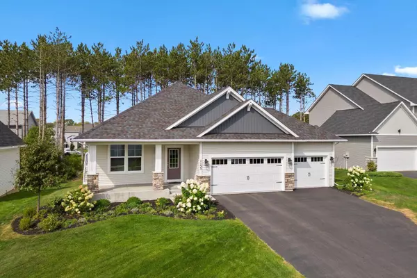 1153 Red Pine LN, New Richmond, WI 54017