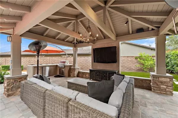 25 Christopher ST, Ladera Ranch, CA 92694