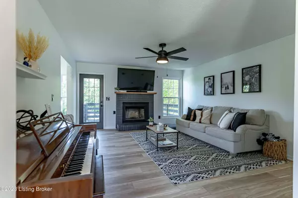 2027 Oak Meadow Dr, Elizabethtown, KY 42701