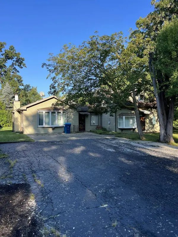 4N380 Maple Avenue, Addison, IL 60101