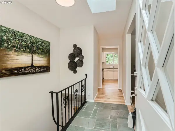 7255 SW DANIELLE AVE, Beaverton, OR 97008