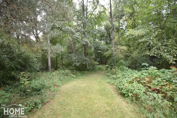 8672 E Cole Road, Durand, MI 48429