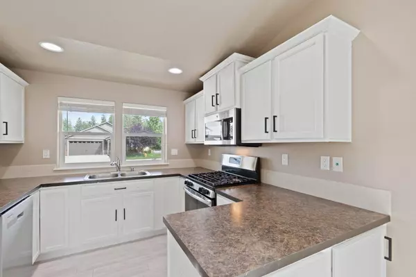 707 W Birchbend Dr, Spokane, WA 99224