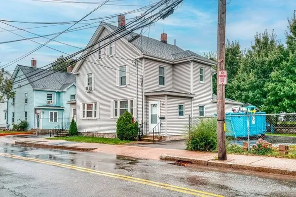 119-121 Pine, Waltham, MA 02453