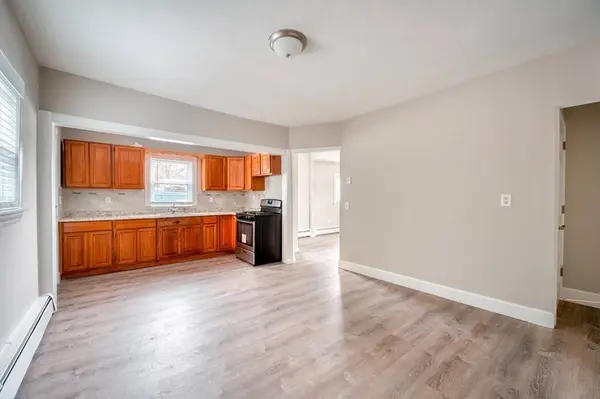 119-121 Pine, Waltham, MA 02453