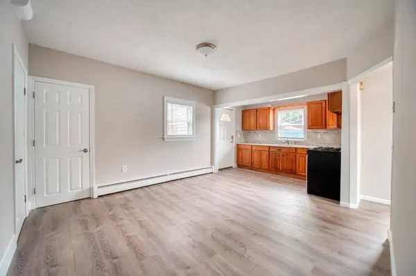 119-121 Pine, Waltham, MA 02453