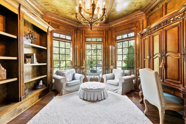 101 Long Island PL, Sandy Springs, GA 30328