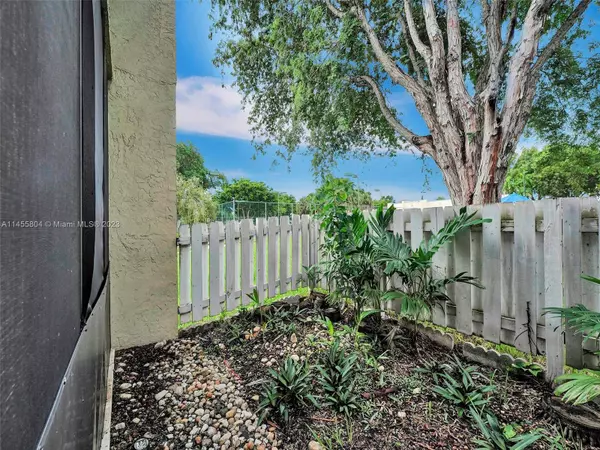 10370 SW 220th St #127, Cutler Bay, FL 33190