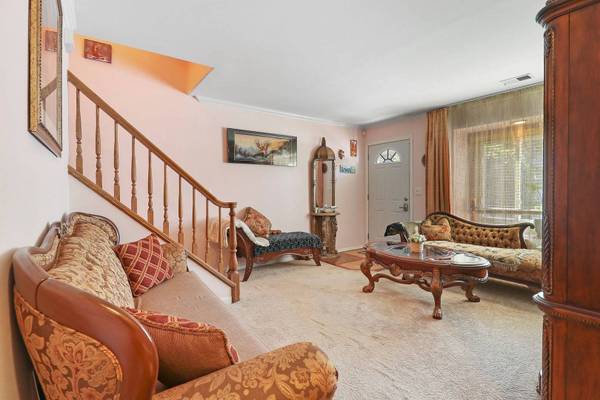 34060 N White Oak LN #44-C, Gurnee, IL 60031